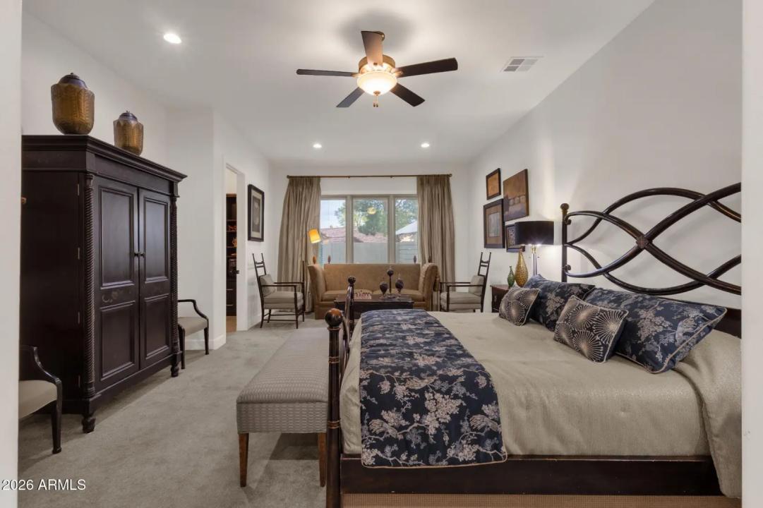 Real Estate Picture 22