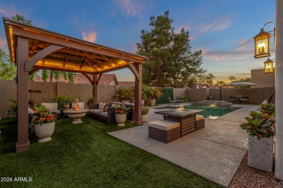 Real Estate Picture 35