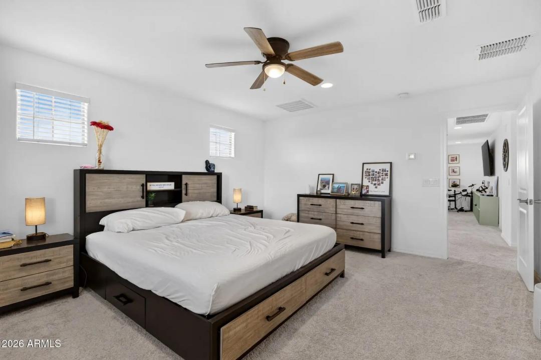 Real Estate Picture 25