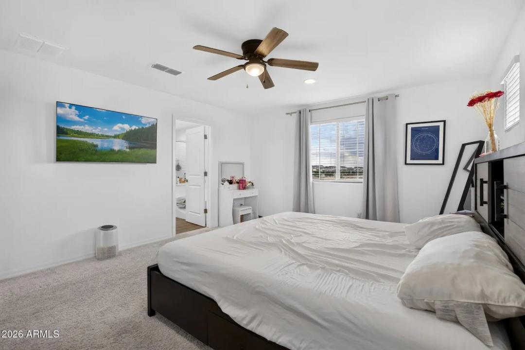 Real Estate Picture 27