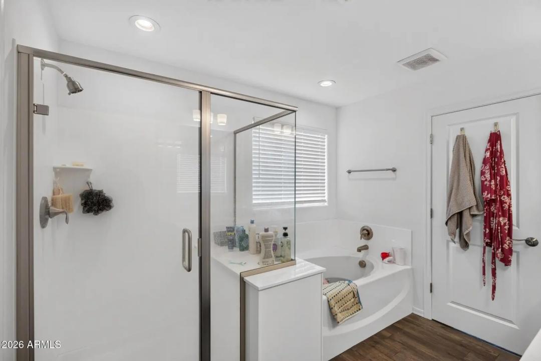 Real Estate Picture 31