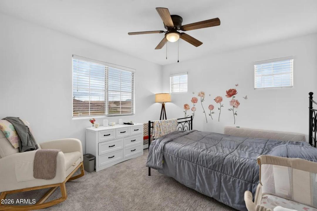Real Estate Picture 34