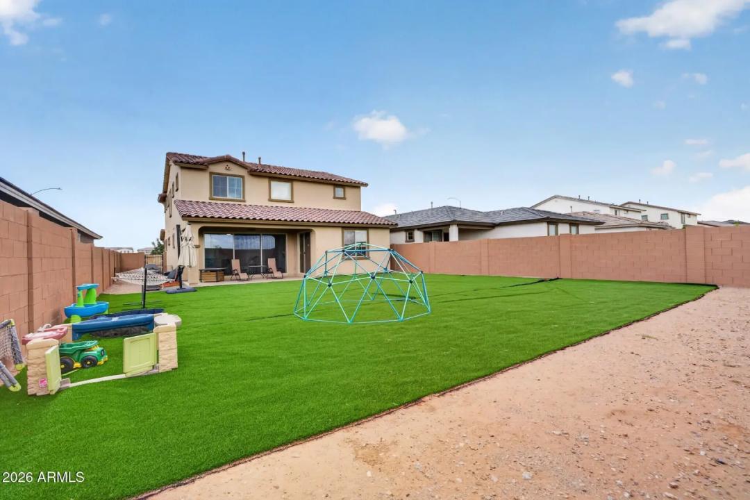 Real Estate Picture 44