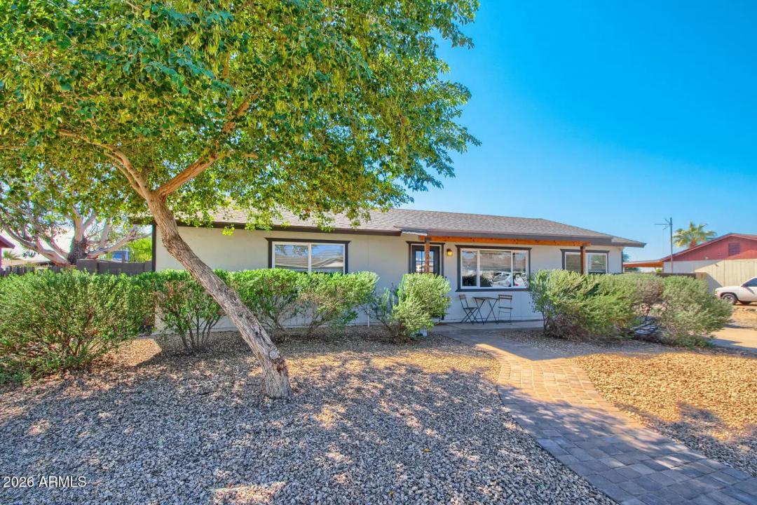 Real Estate Picture 26