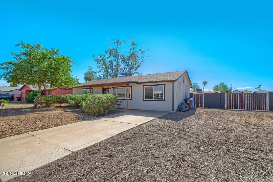 Real Estate Picture 28