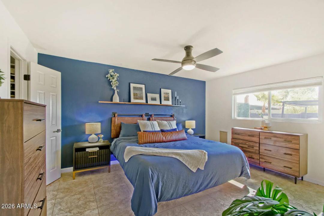 Real Estate Picture 9