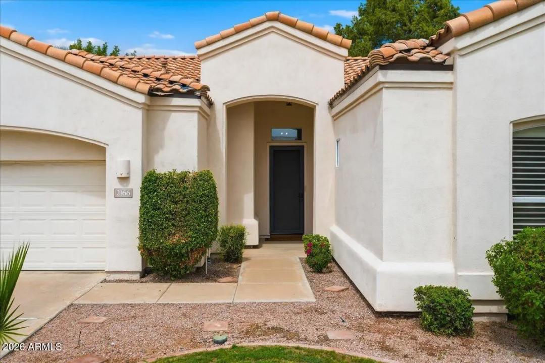 Real Estate Picture 7