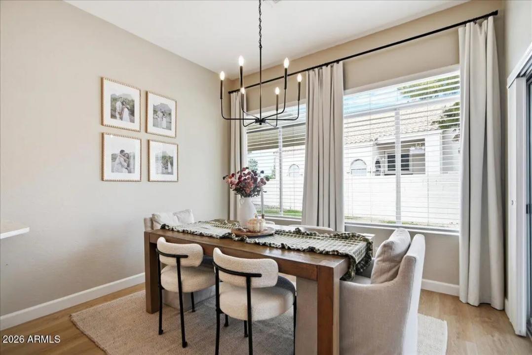 Real Estate Picture 15