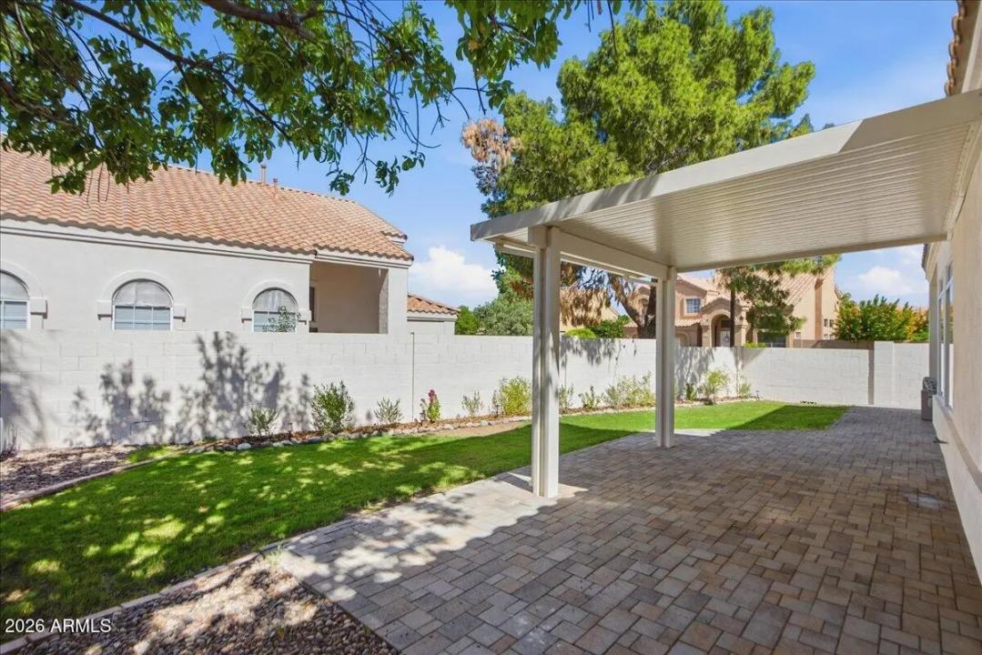 Real Estate Picture 32