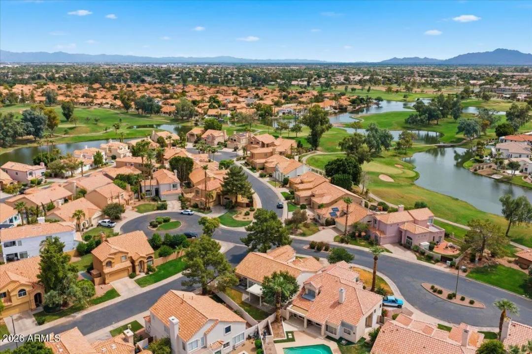 Real Estate Picture 37