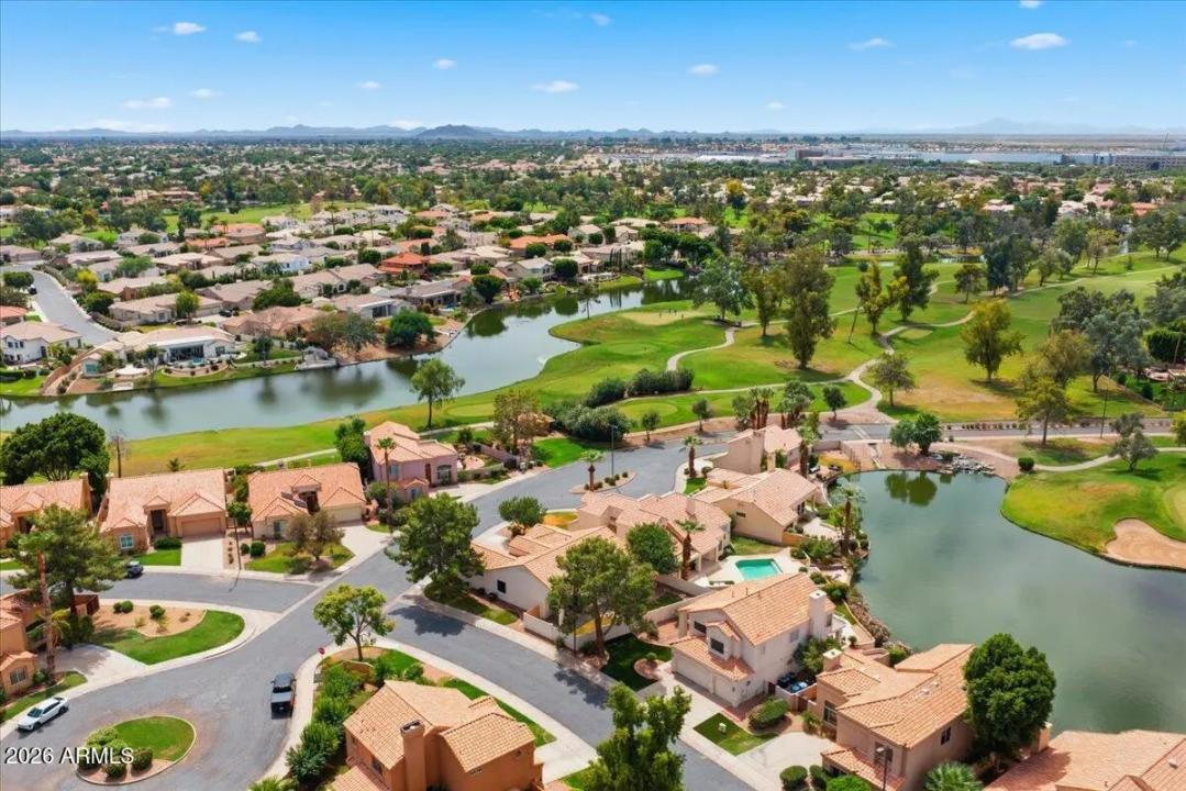 Real Estate Picture 38