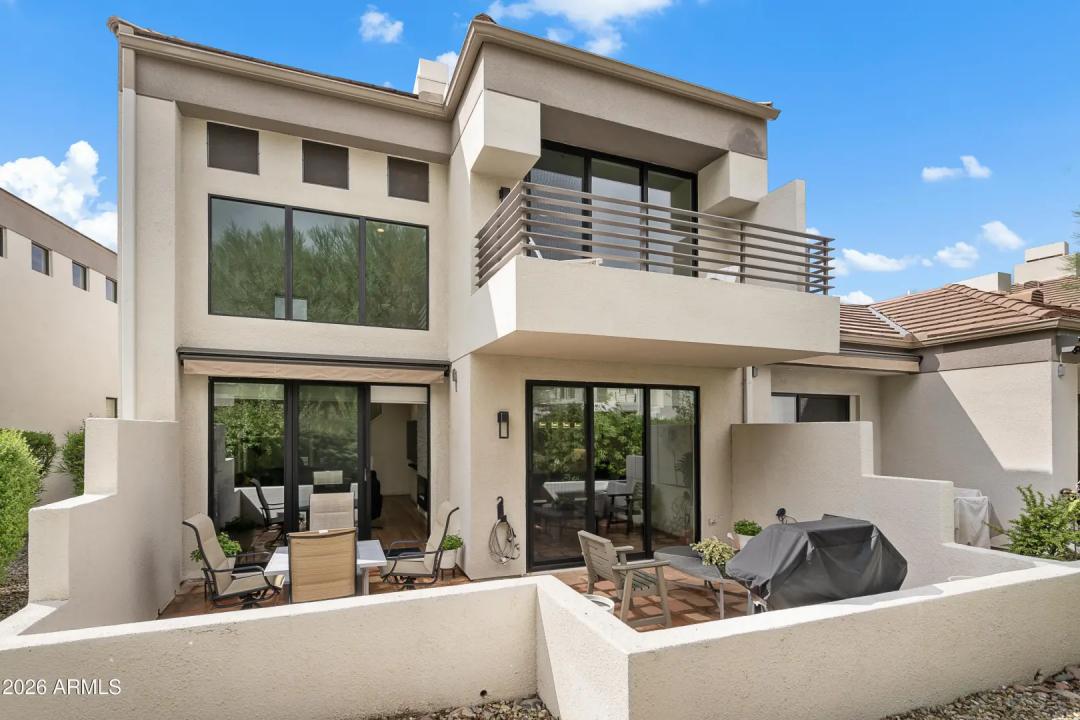 Real Estate Picture 21