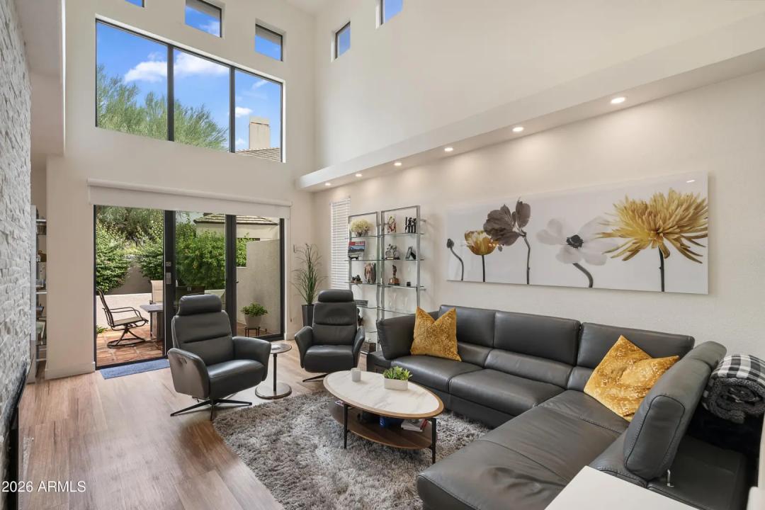 Real Estate Picture 1