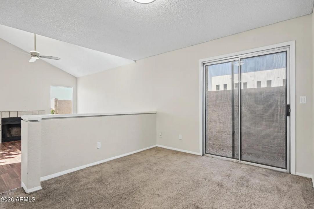 Real Estate Picture 16