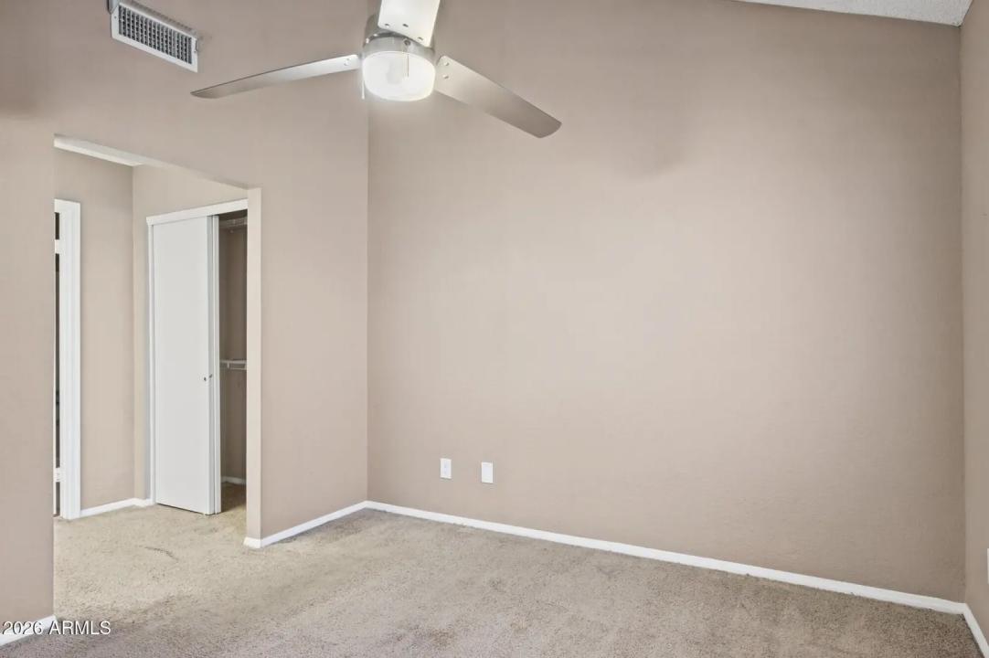 Real Estate Picture 33