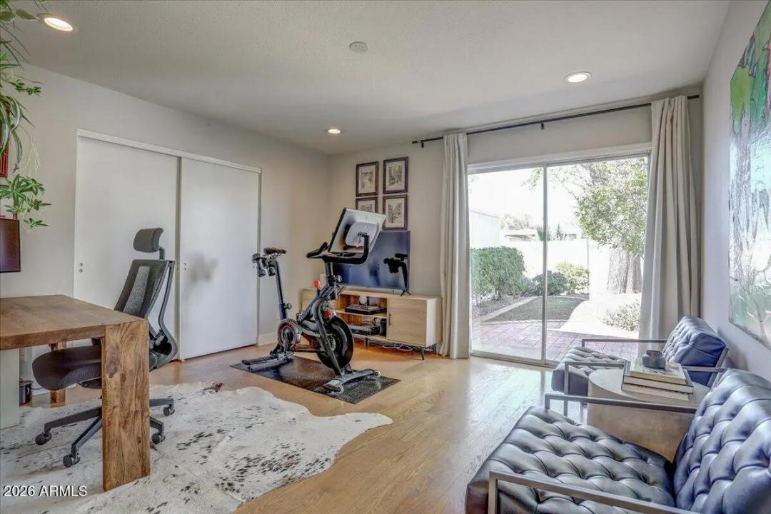Real Estate Picture 18