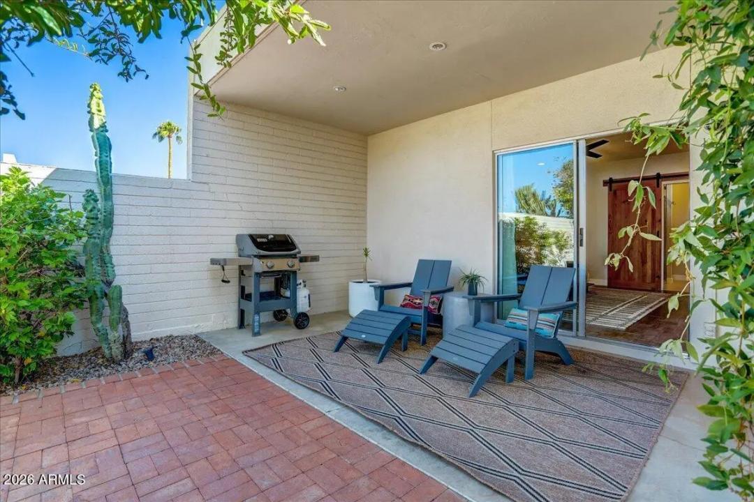 Real Estate Picture 20
