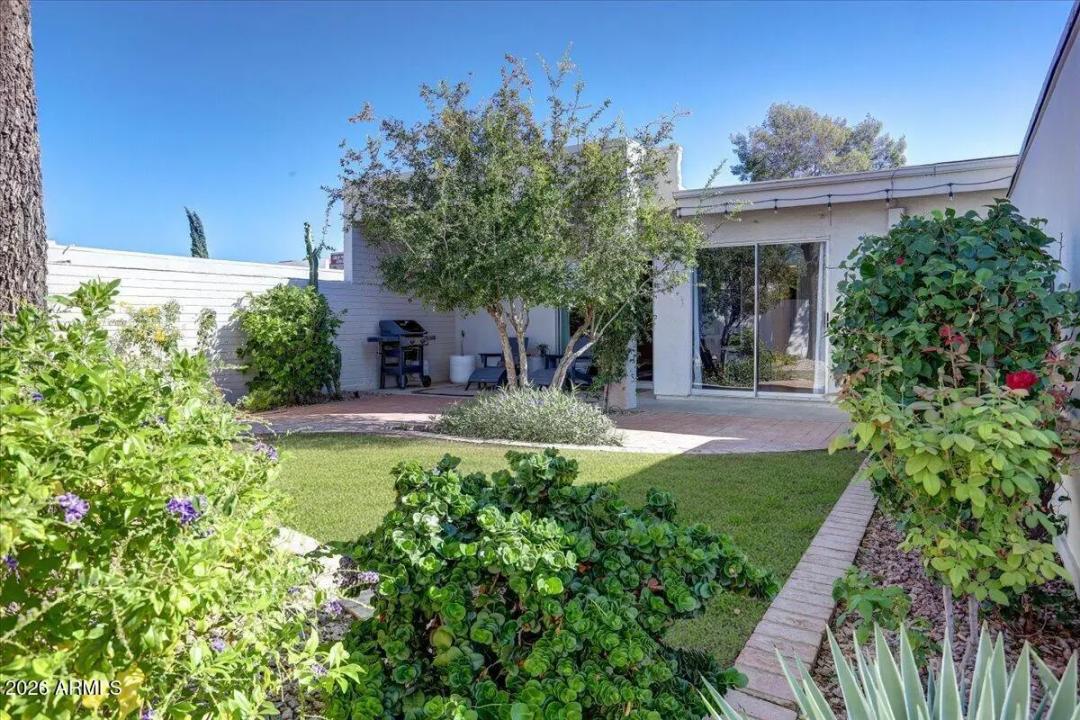 Real Estate Picture 21
