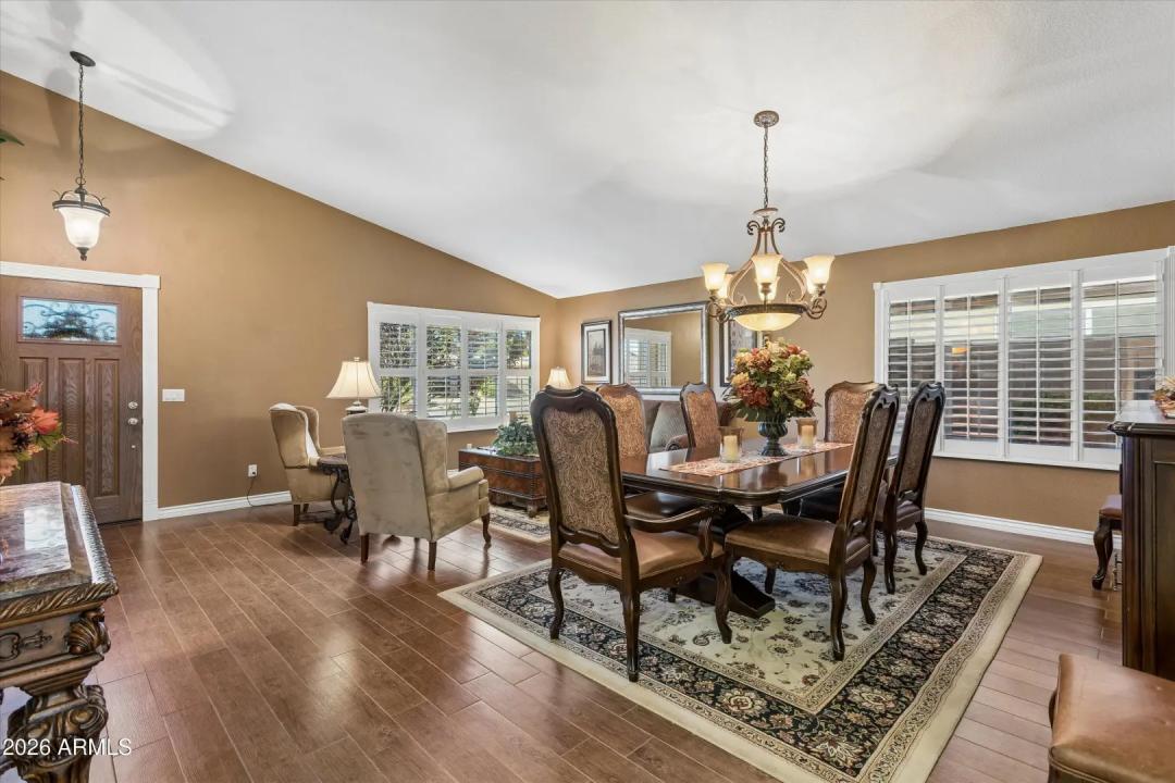 Real Estate Picture 6
