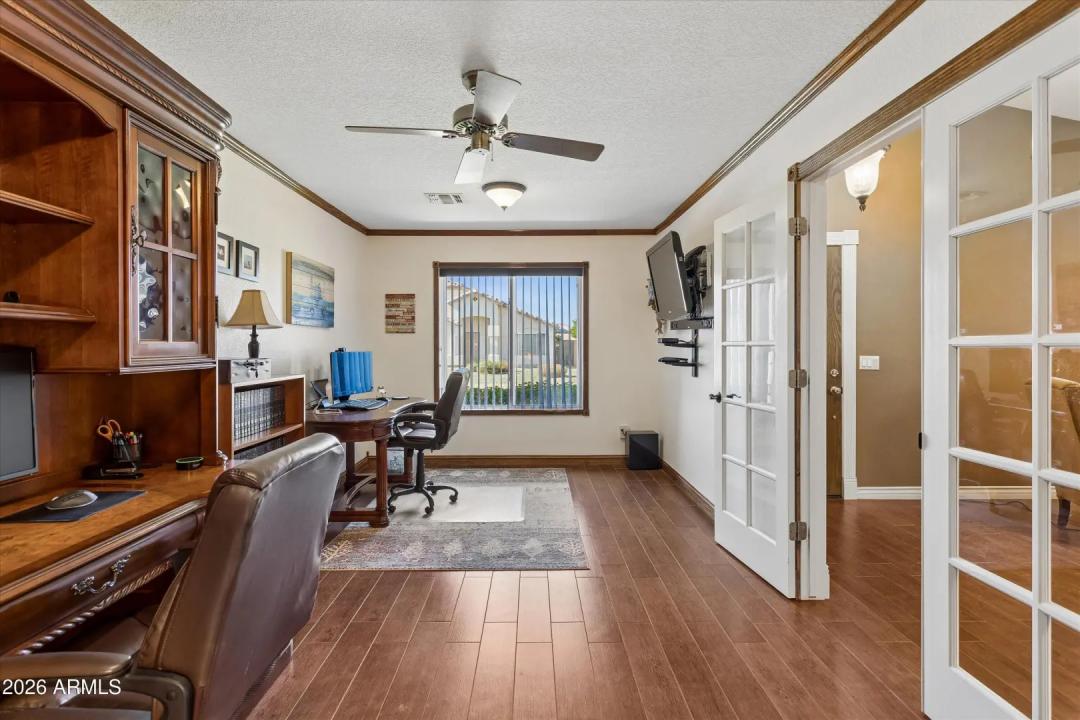 Real Estate Picture 12
