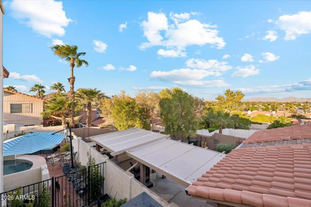 Real Estate Picture 23