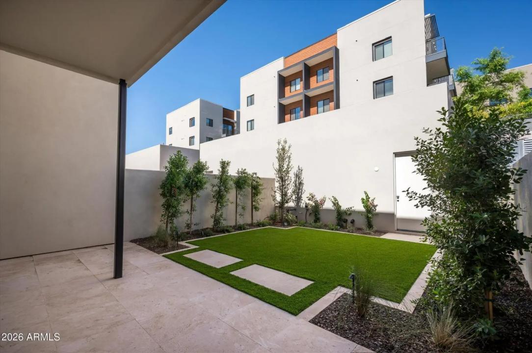 Real Estate Picture 44
