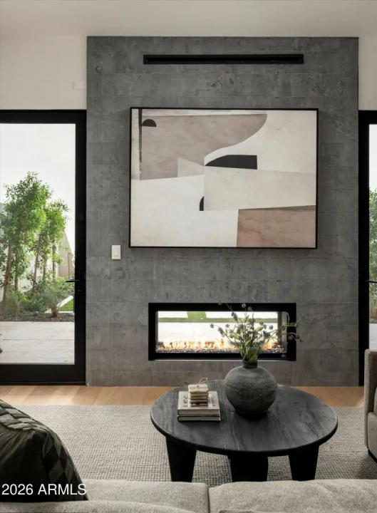 Real Estate Picture 16