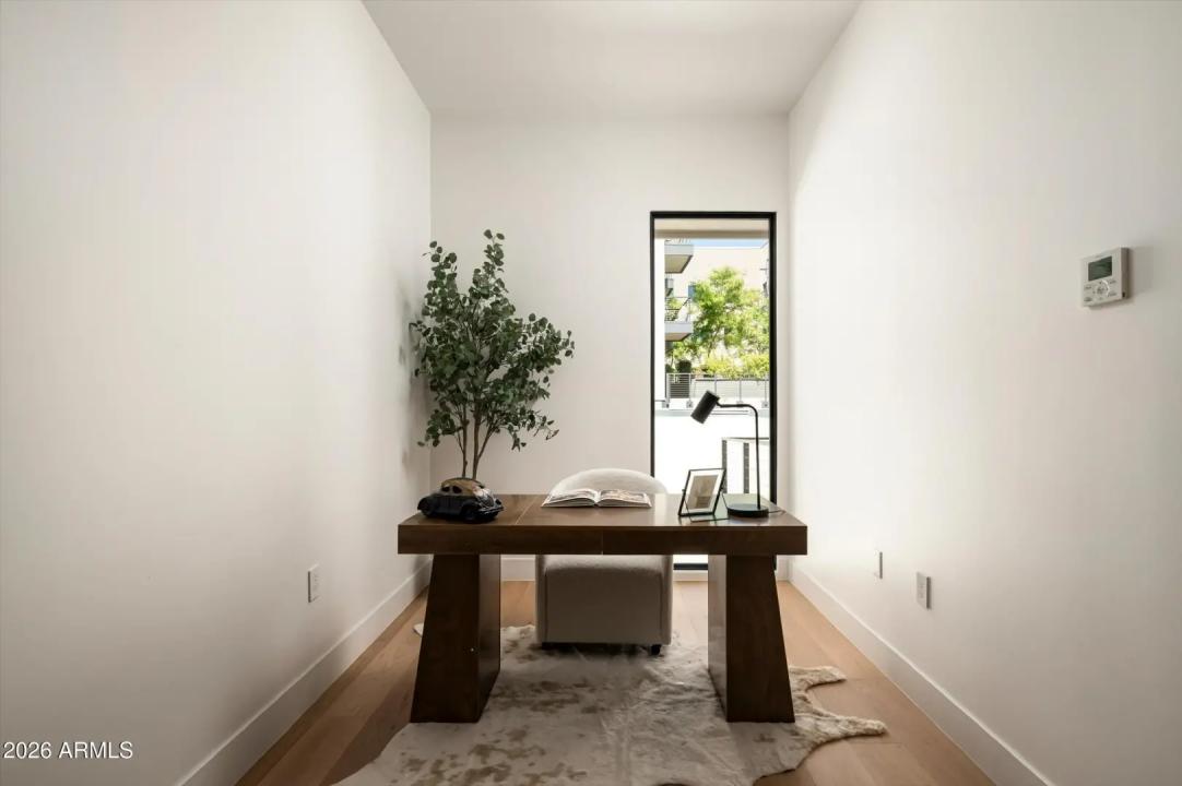 Real Estate Picture 25