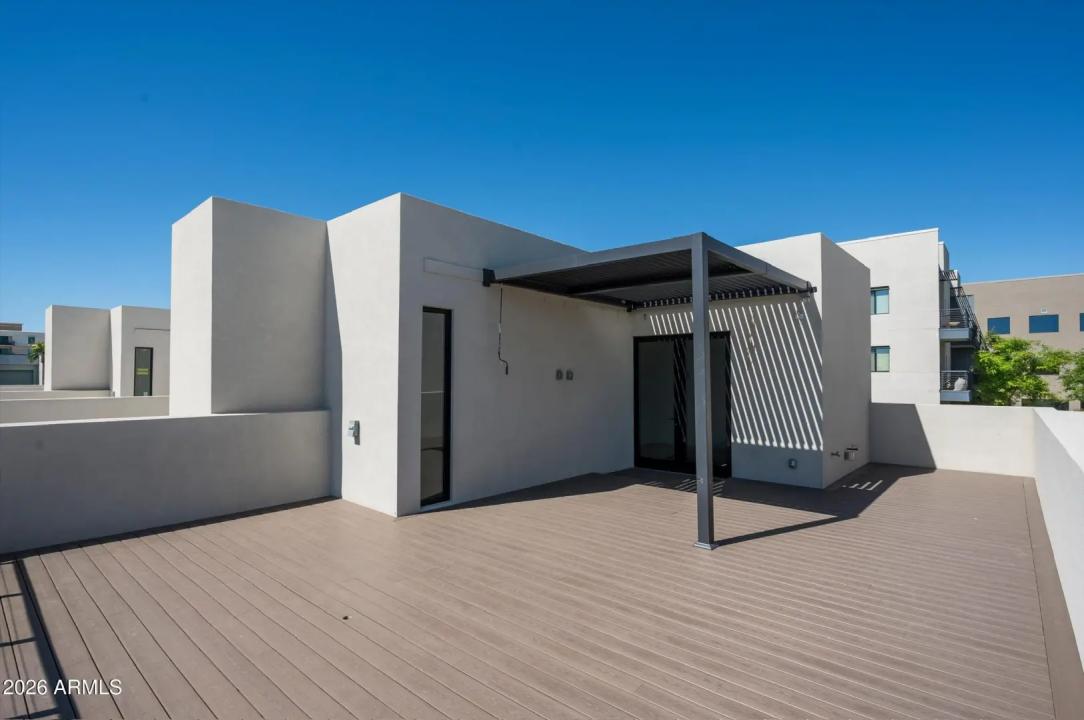 Real Estate Picture 40