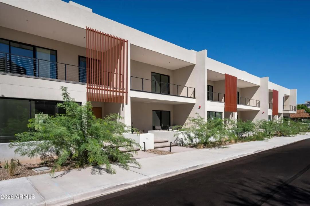 Real Estate Picture 2
