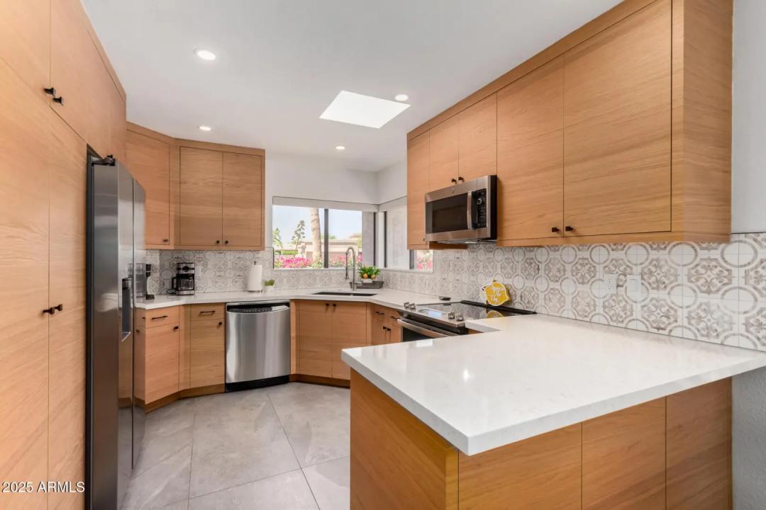 Real Estate Picture 2