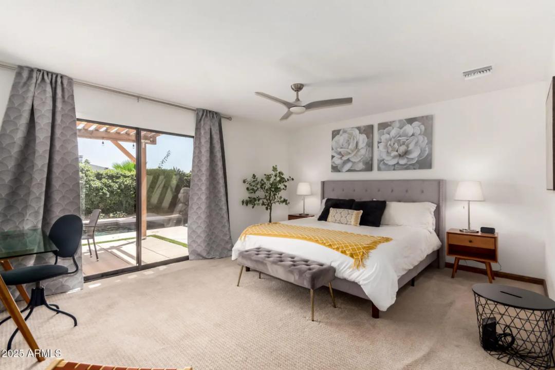 Real Estate Picture 4