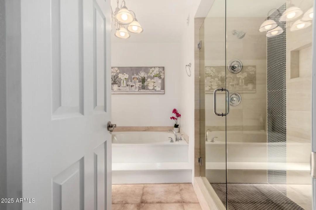 Real Estate Picture 11