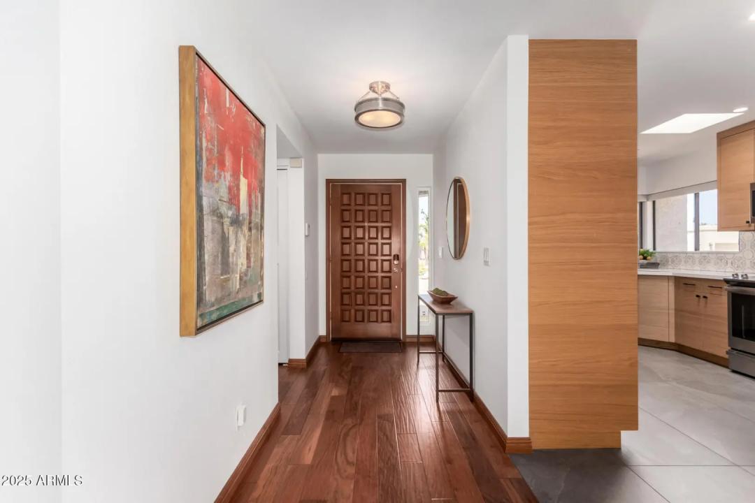 Real Estate Picture 18