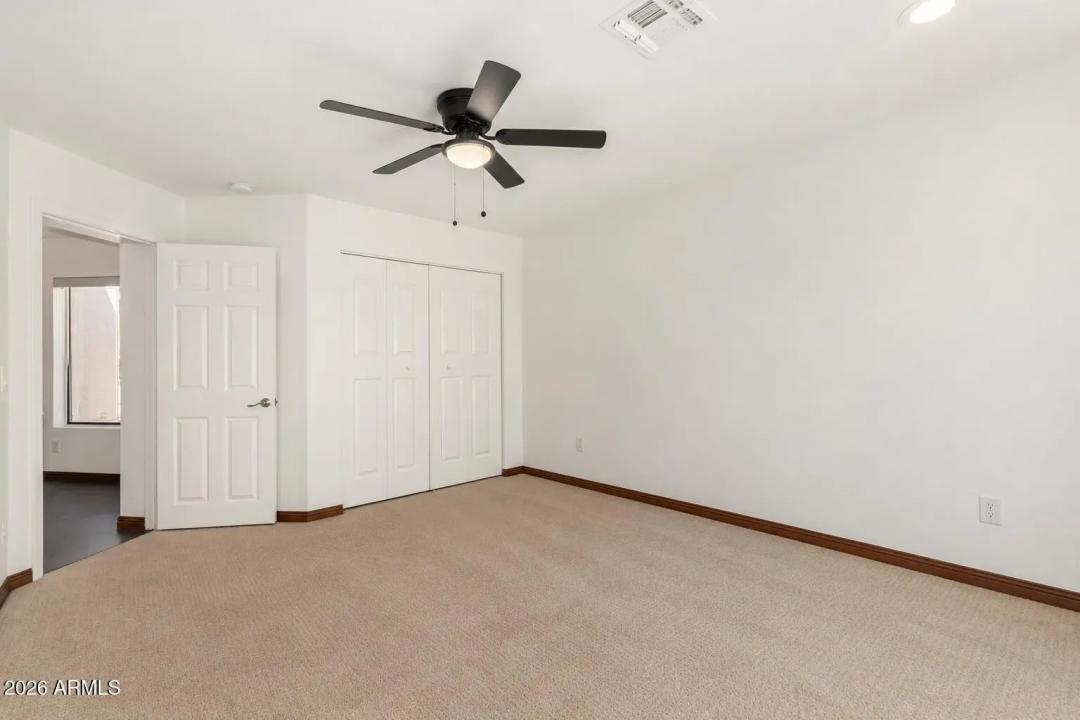 Real Estate Picture 22