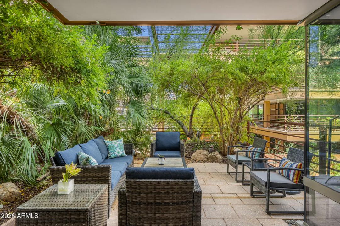 Real Estate Picture 9