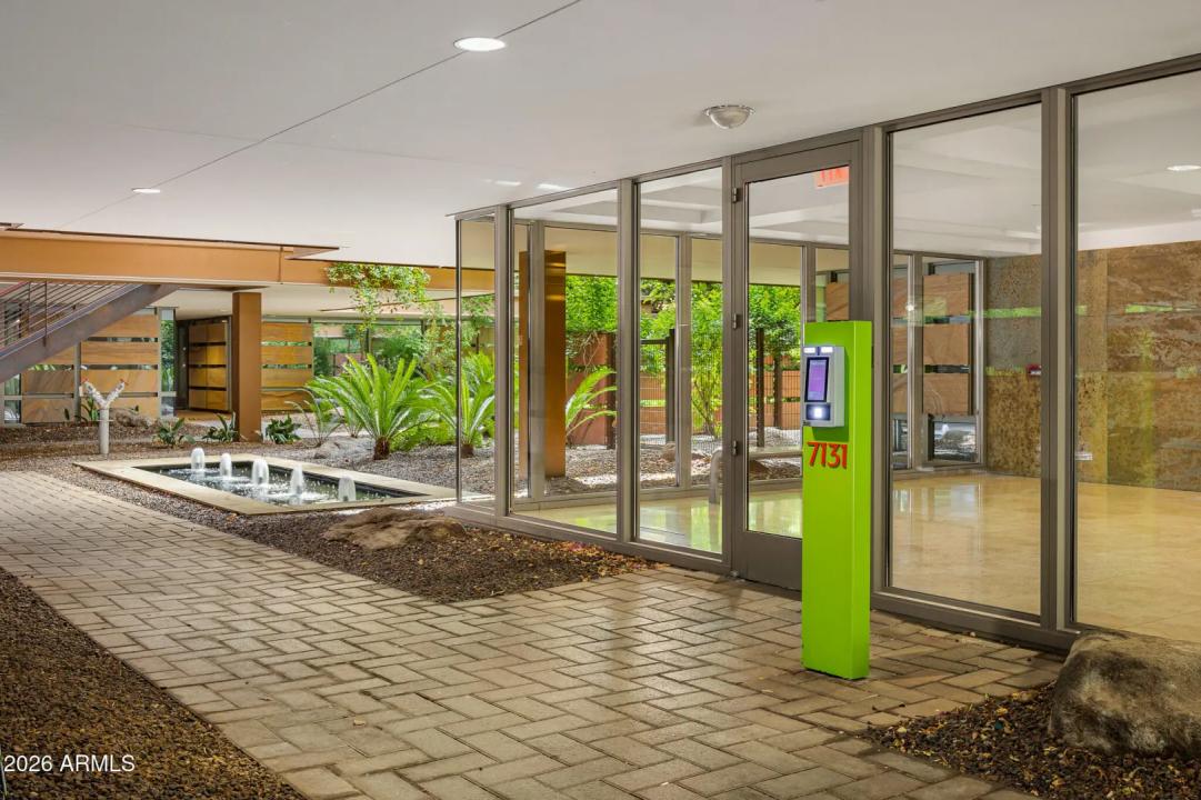 Real Estate Picture 19