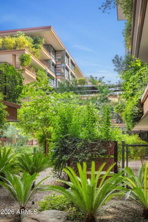 Real Estate Picture 20