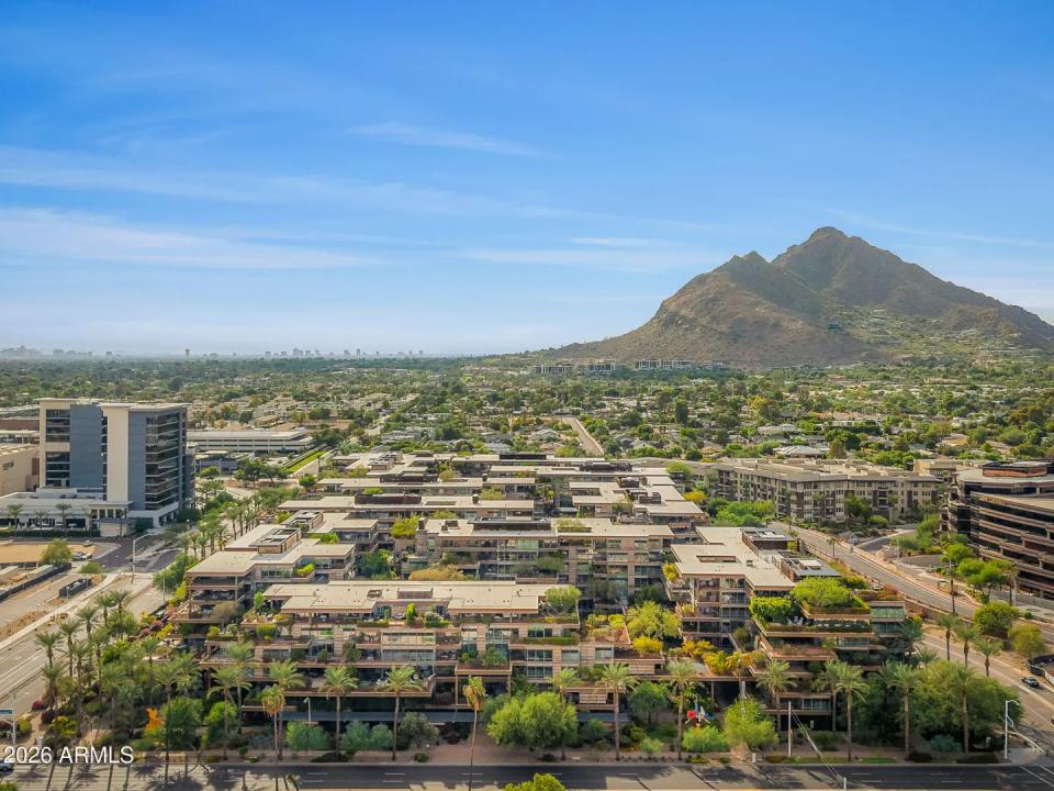 Real Estate Picture 21