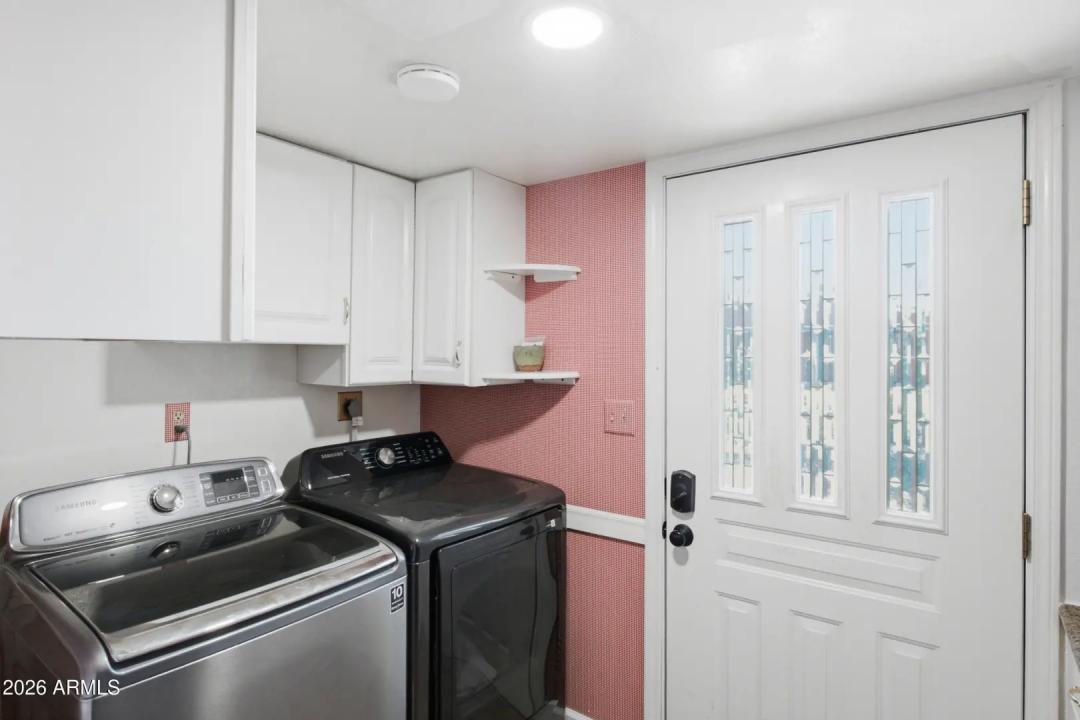 Real Estate Picture 25