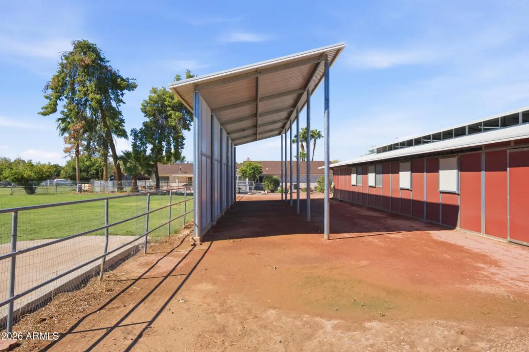 Real Estate Picture 40