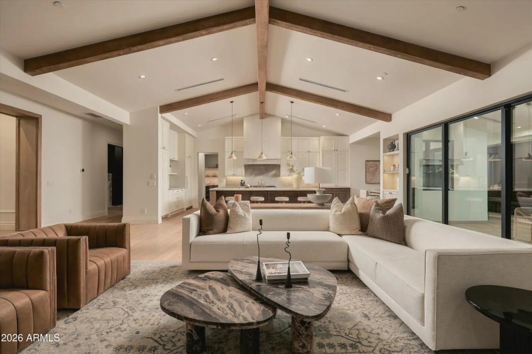 Real Estate Picture 16