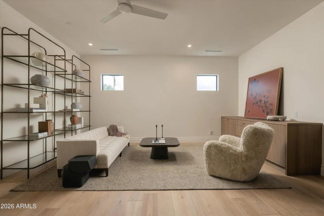 Real Estate Picture 29