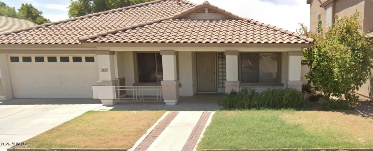Real Estate Picture 1