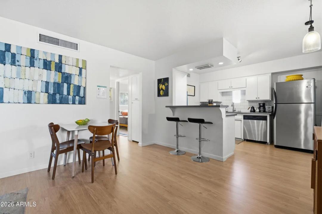 Real Estate Picture 2