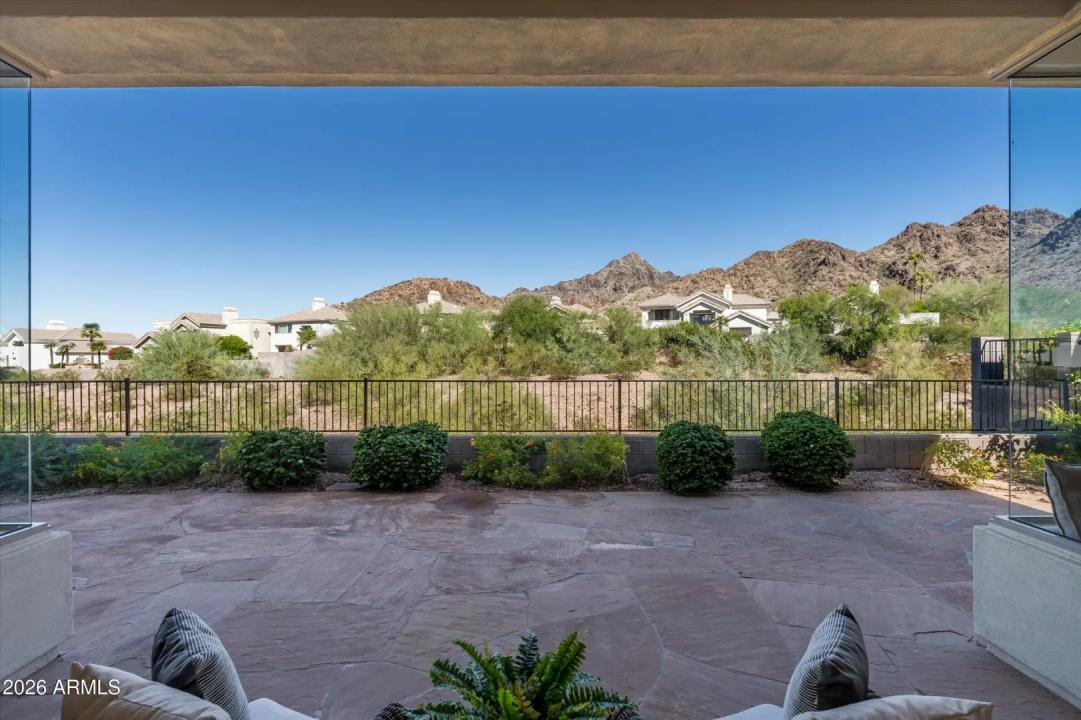 Real Estate Picture 17
