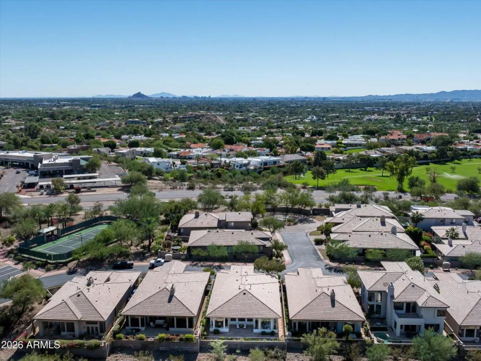 Real Estate Picture 19