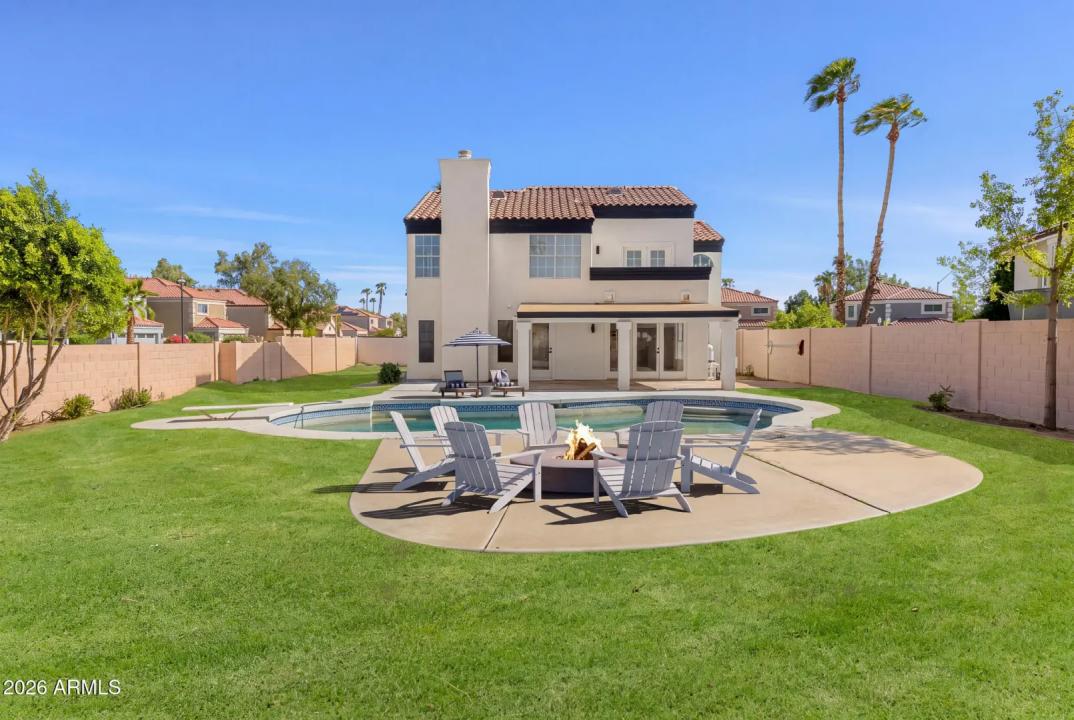 Real Estate Picture 17