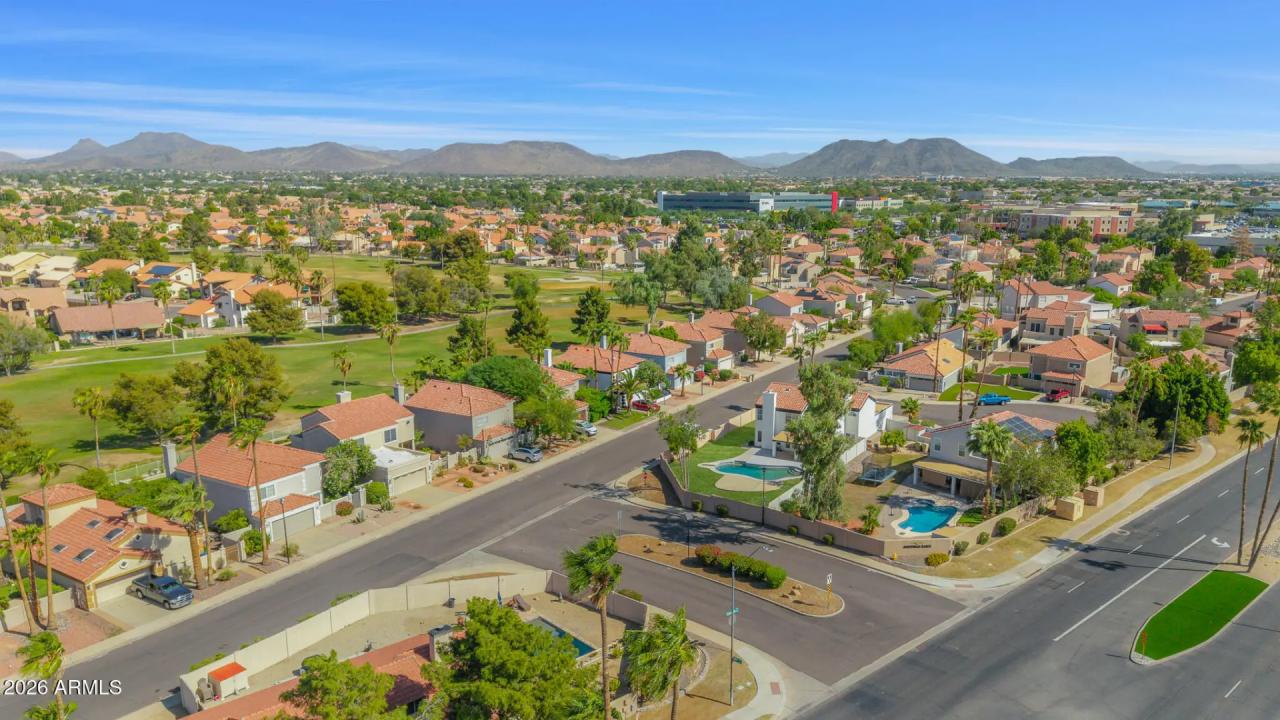 Real Estate Picture 22