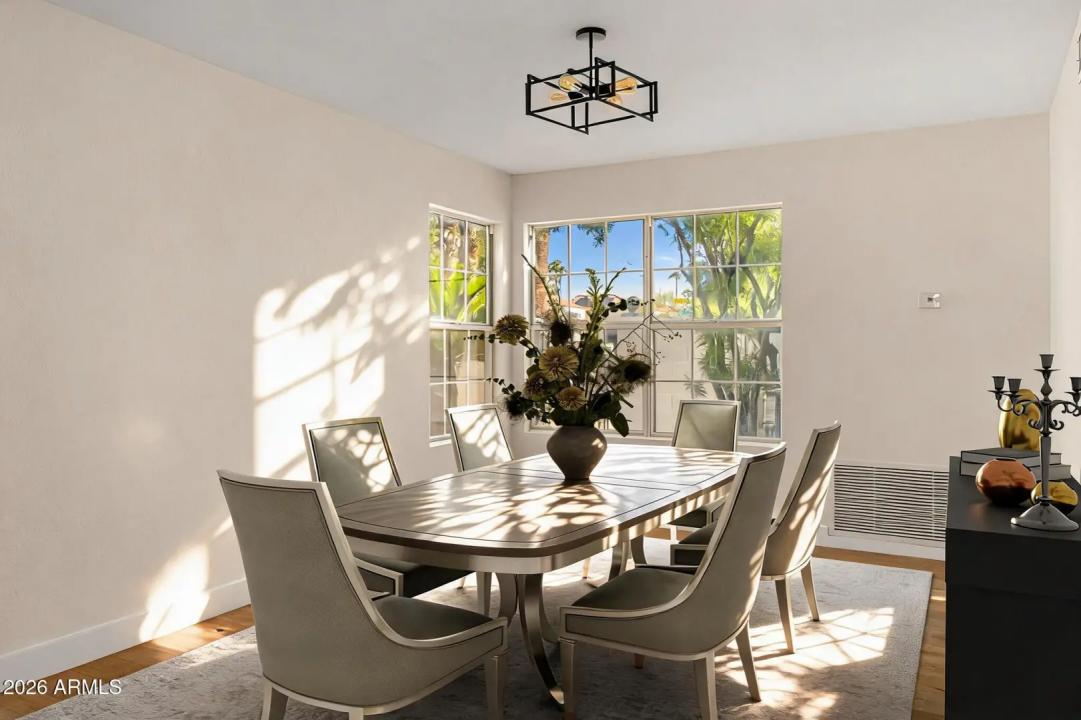 Real Estate Picture 7